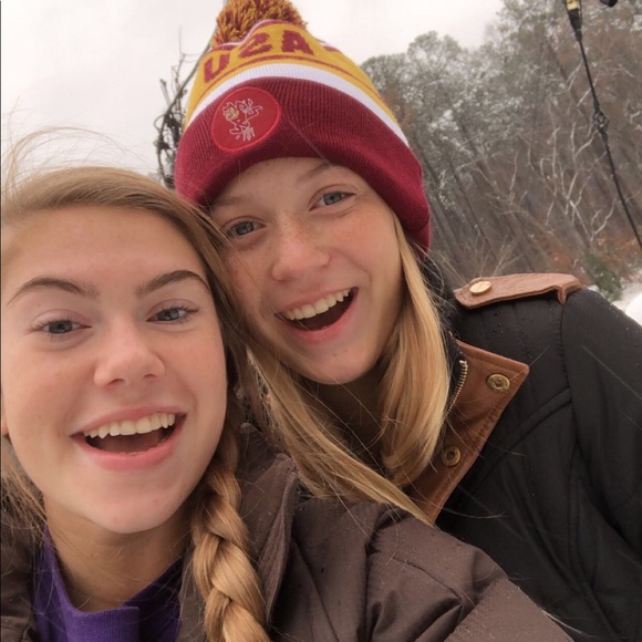 Meet your Posher, Sarah - Picture 1 of 1